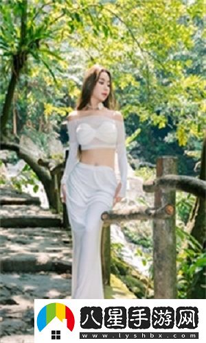 老人船上弄雨婷最經(jīng)典的一句：回憶與感動交織的時刻，在情感故事背后的深意。