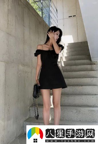 趴在床上雙腿叉開會(huì)導(dǎo)致疼痛